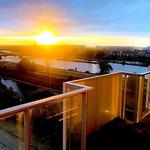 Z Tarasem I Widokiem Na Odrę Apartament